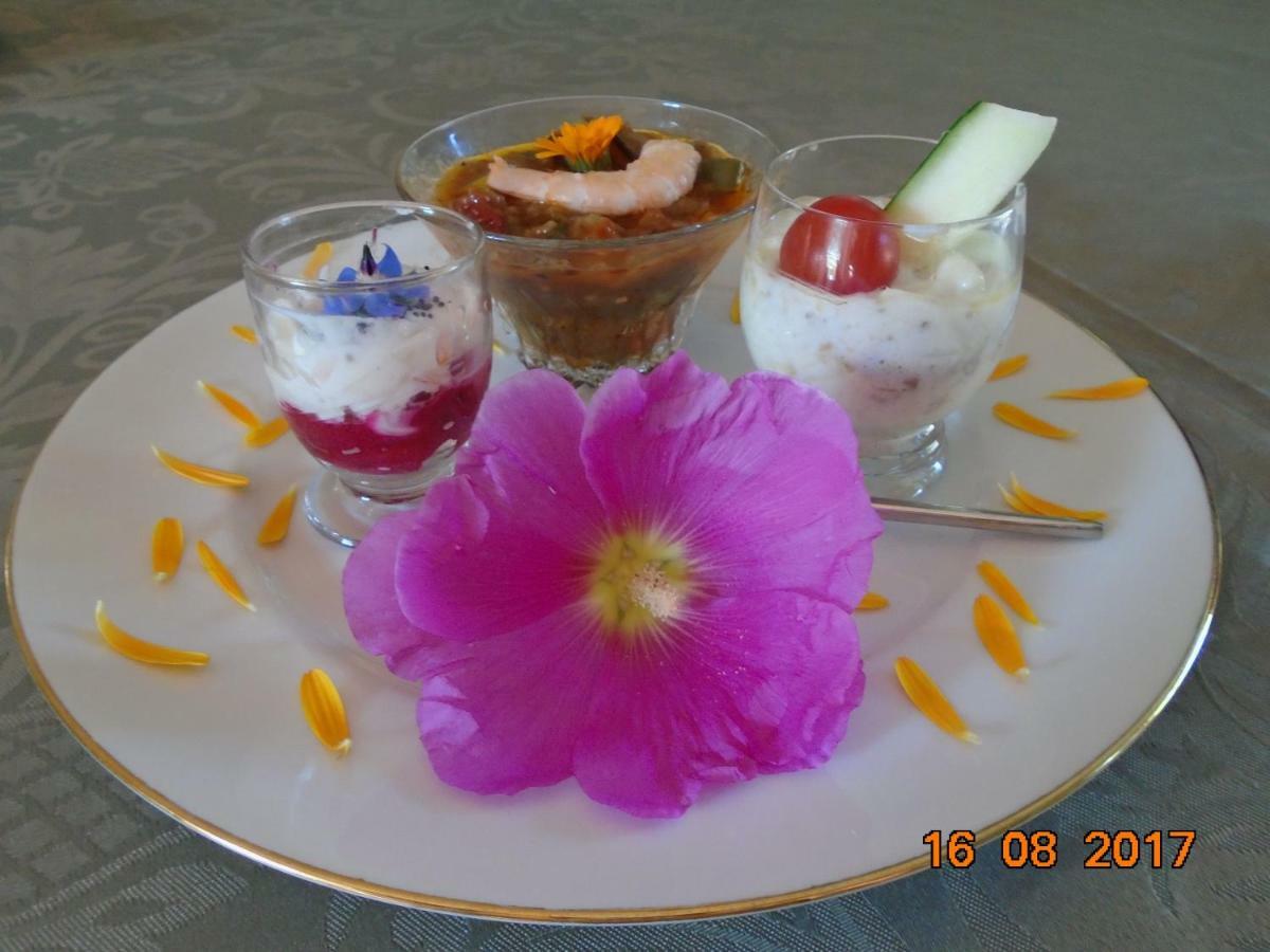 Saint-Viaud Les Trois Etangs Bed & Breakfast エクステリア 写真